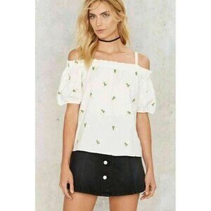Nasty Gal Pursue Ivory Daisy embroidery Top OS